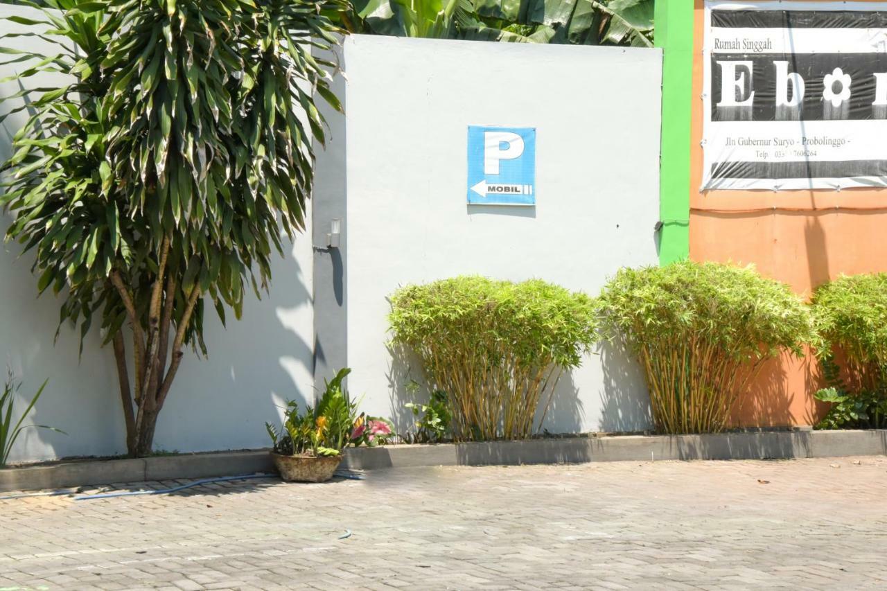 Hotel Reddoorz Syariah Near Balai Kota Probolinggo 2 Extérieur photo